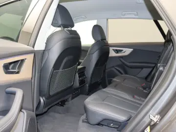 AUDI Q8 50 TDI quattro . Matrix B&O HuD ACC