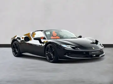 FERRARI 296 GTS  Embleme Navi PDC Klima Leder