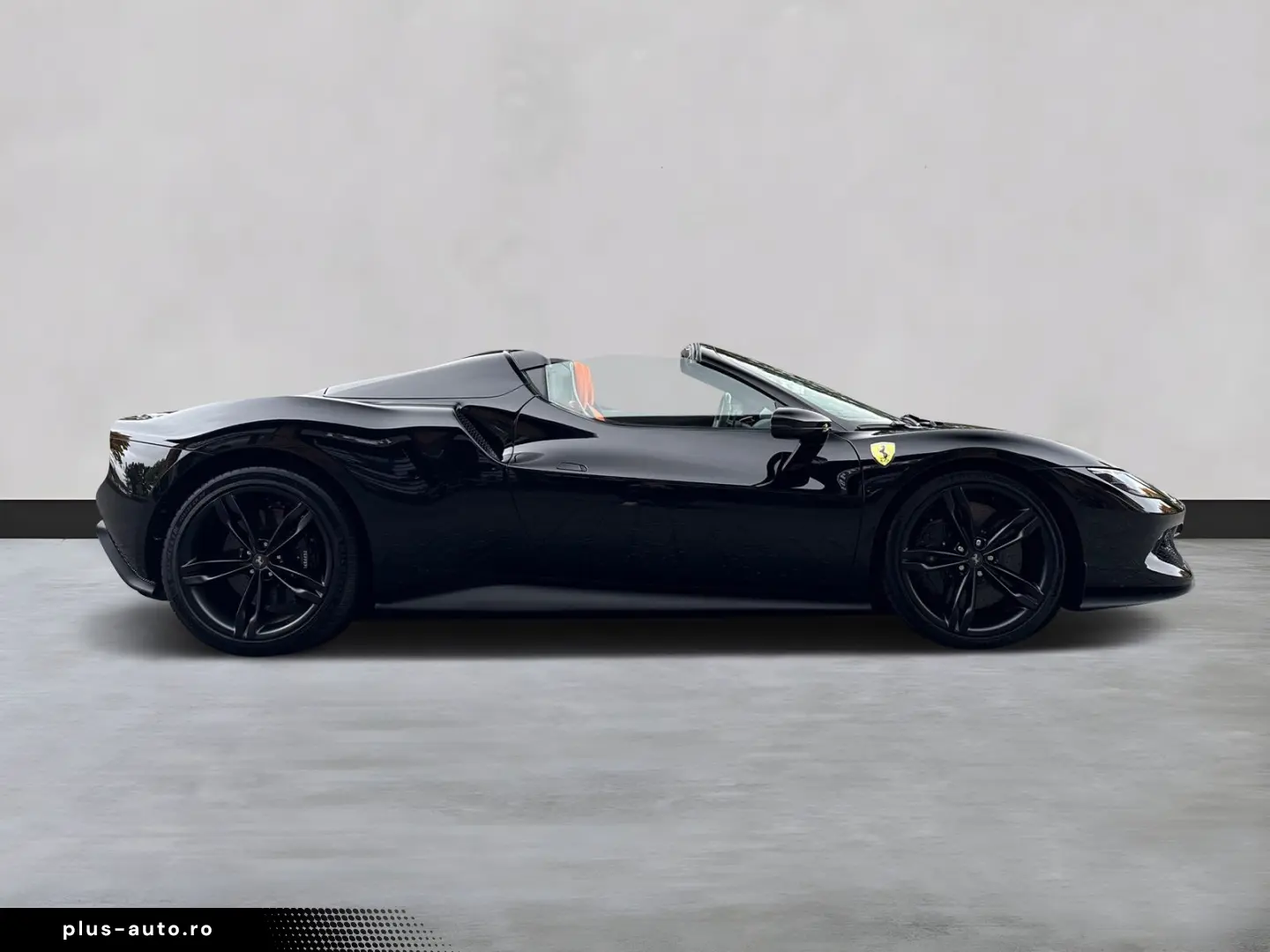 FERRARI 296 GTS  Embleme Navi PDC Klima Leder