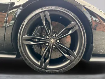 FERRARI 296 GTS  Embleme Navi PDC Klima Leder