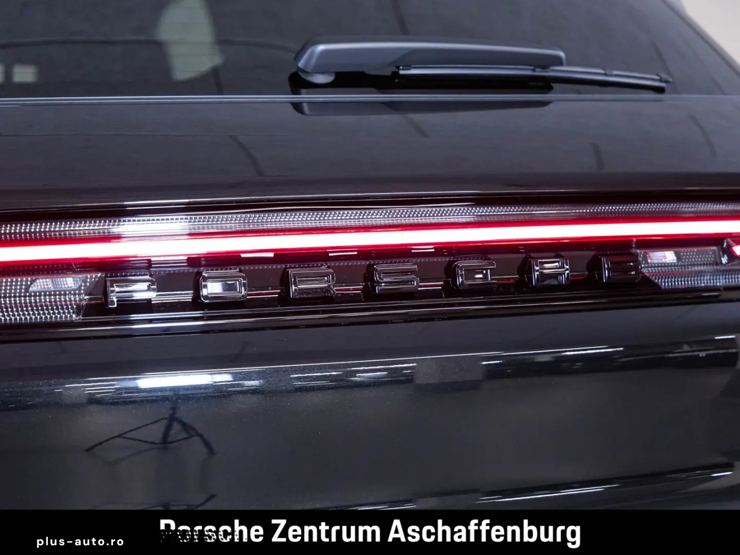 PORSCHE Cayenne E-Hybrid Panoramadach Luftfederung