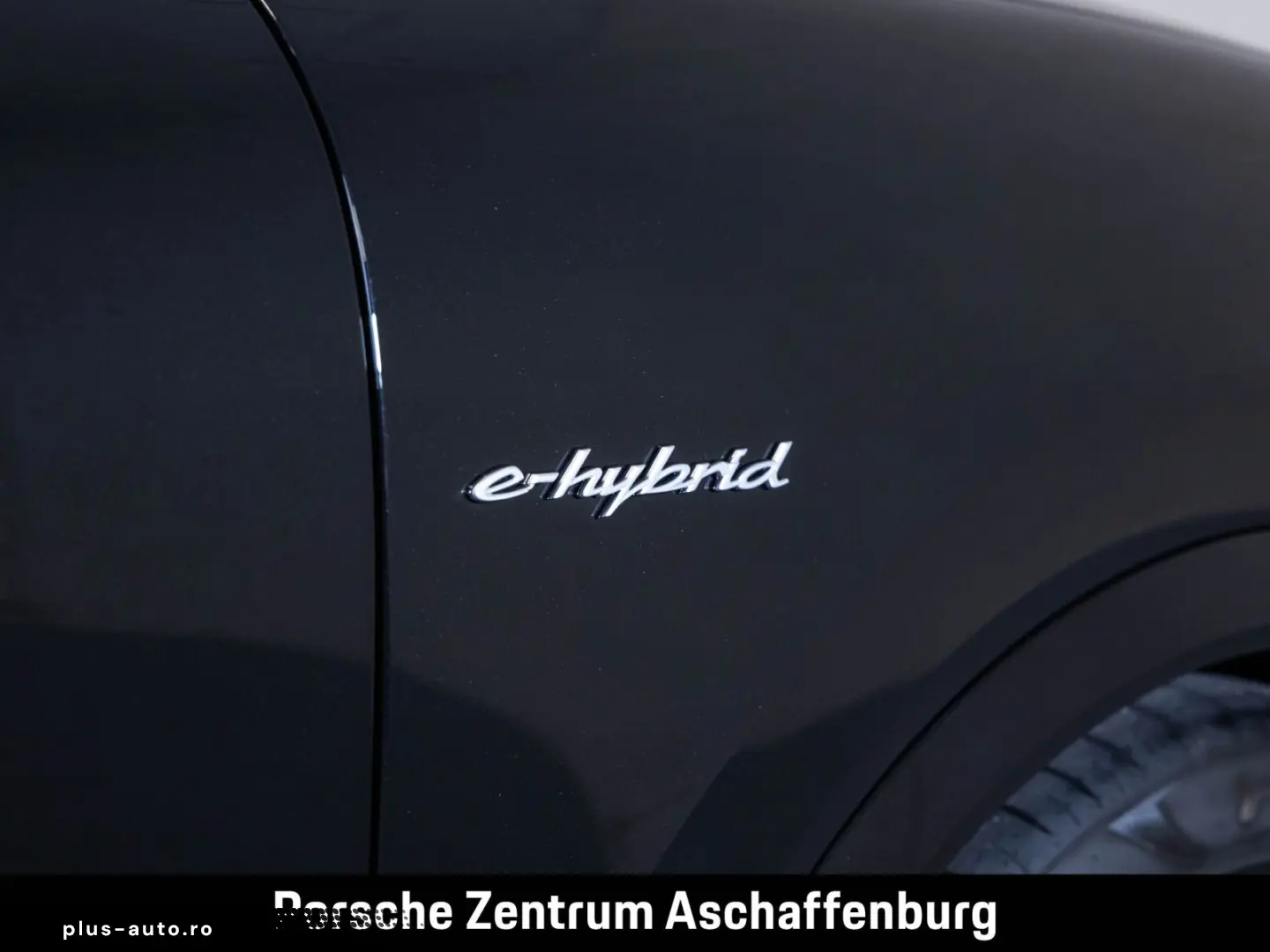 PORSCHE Cayenne E-Hybrid Panoramadach Luftfederung