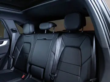 PORSCHE Cayenne E-Hybrid Panoramadach Luftfederung