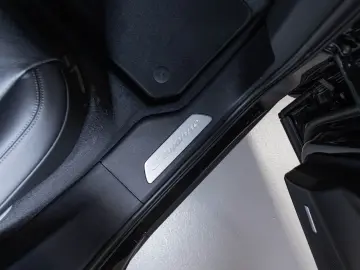 PORSCHE Cayenne E-Hybrid Panoramadach Luftfederung