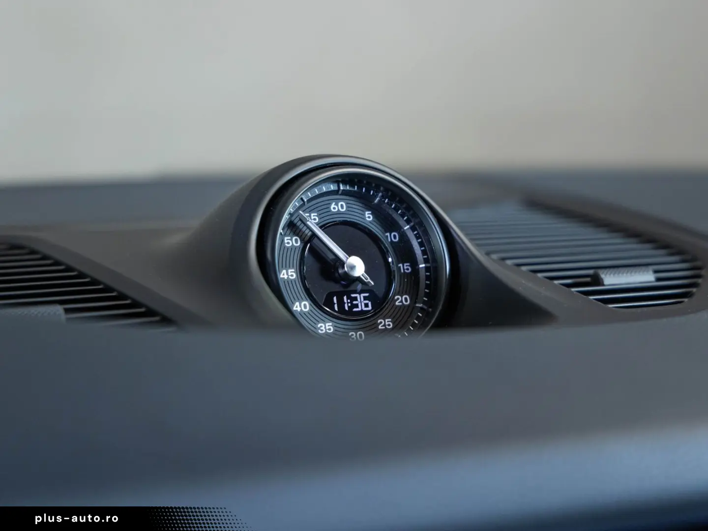 PORSCHE Cayenne E-Hybrid Panoramadach Luftfederung