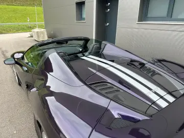 FERRARI F8 Spider Viola HongKong   Voll