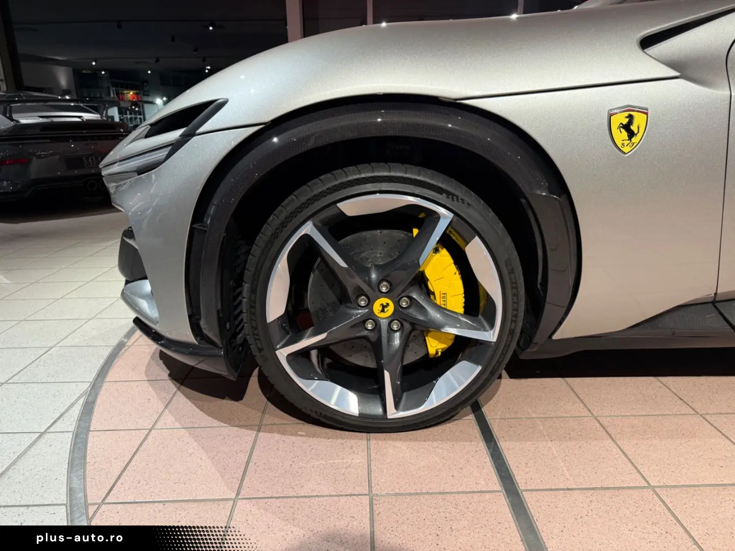 FERRARI Purosangue V12 CARBON EXTERIEUR & INTERIEUR PANO