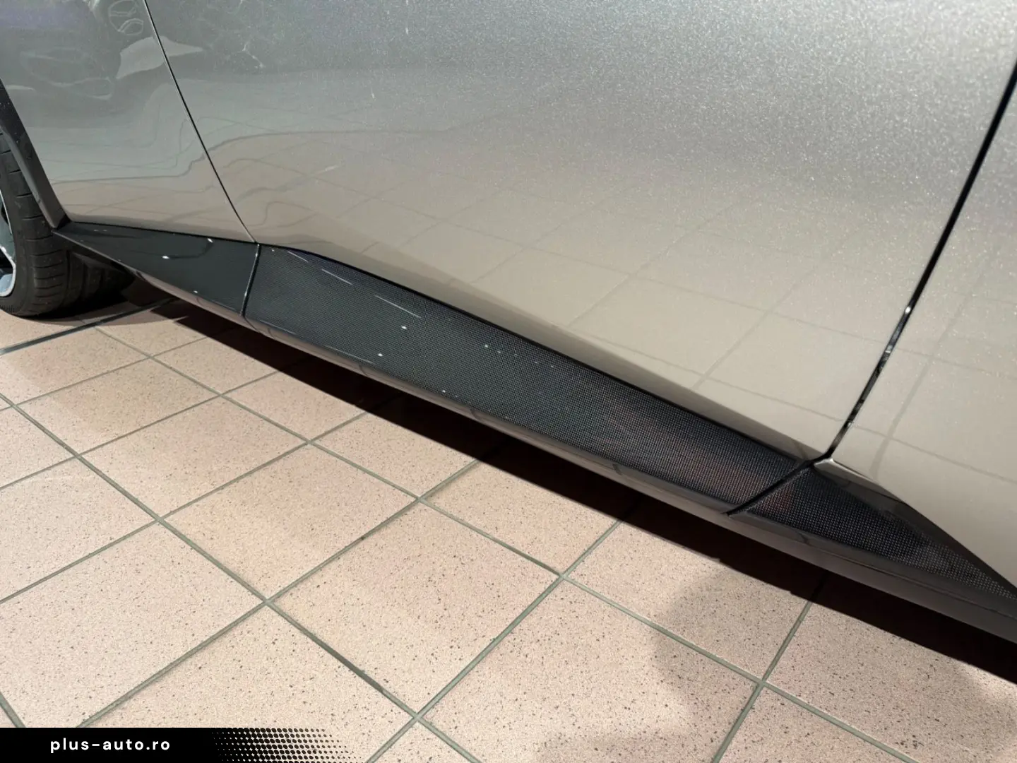 FERRARI Purosangue V12 CARBON EXTERIEUR & INTERIEUR PANO