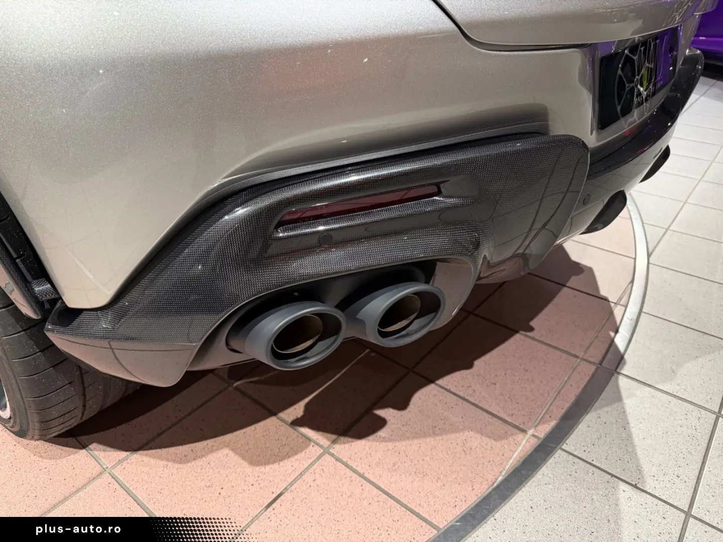 FERRARI Purosangue V12 CARBON EXTERIEUR & INTERIEUR PANO