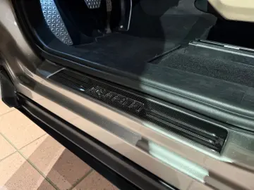 FERRARI Purosangue V12 CARBON EXTERIEUR & INTERIEUR PANO