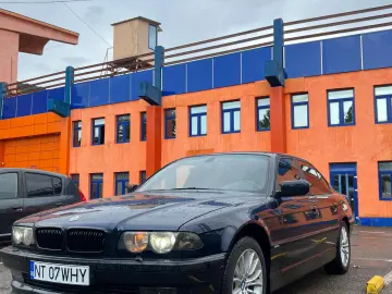 BMW 728