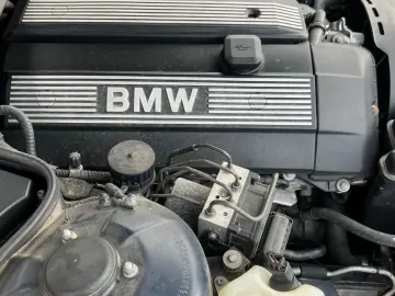 BMW 728