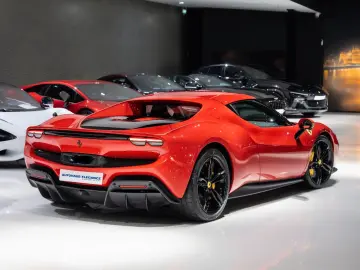 FERRARI 296 GTB RACING-SEATS CARBON-LED LIFT 360 KAM