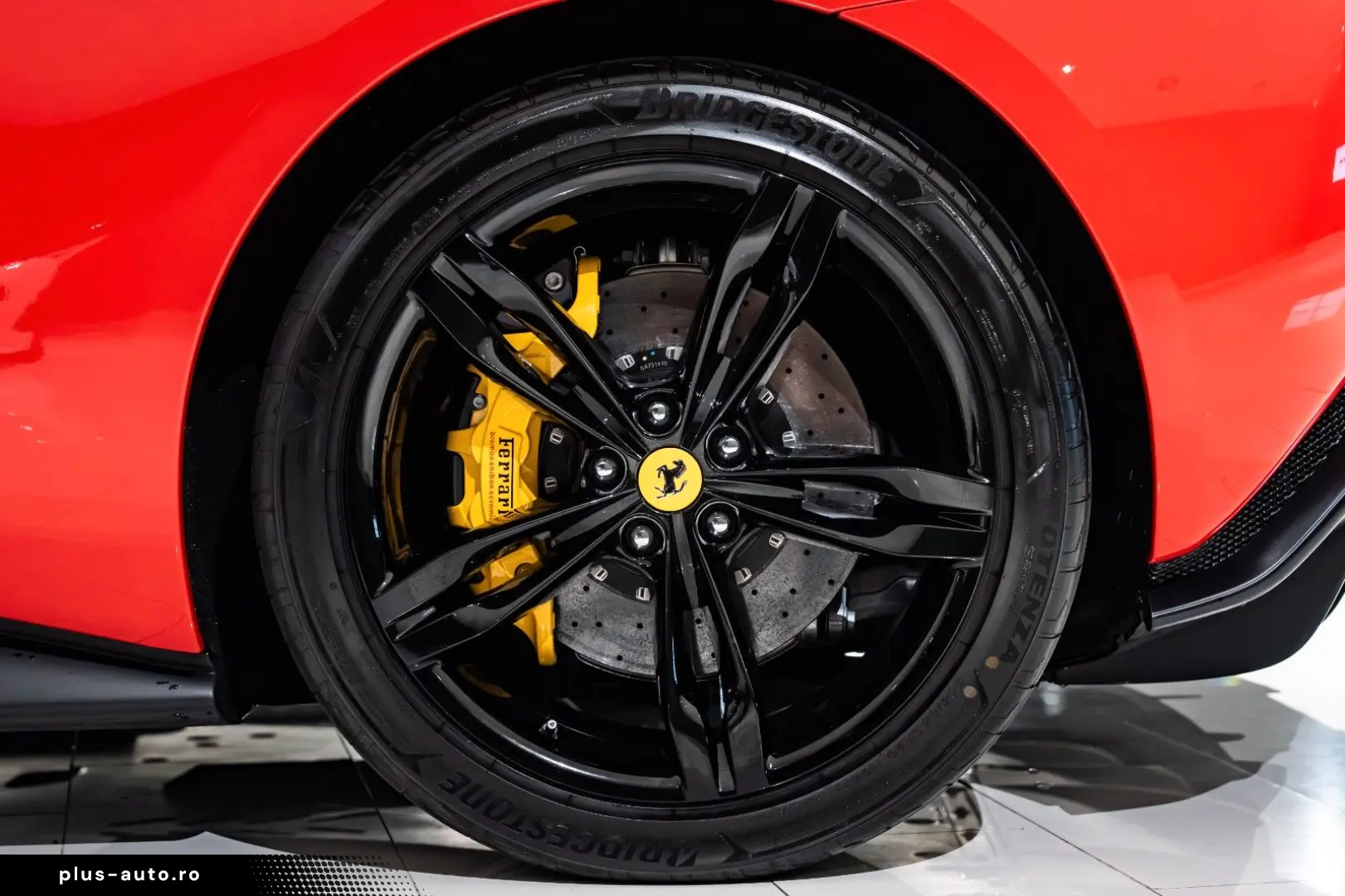 FERRARI 296 GTB RACING-SEATS CARBON-LED LIFT 360 KAM