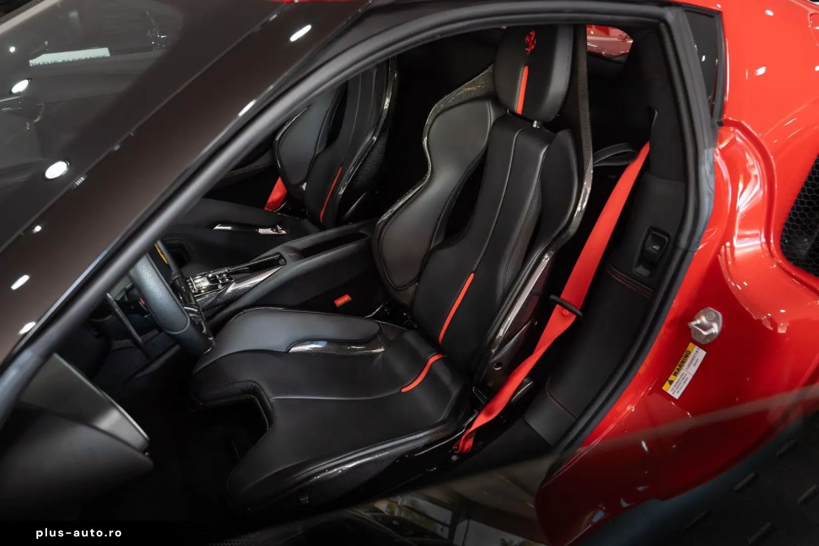 FERRARI 296 GTB RACING-SEATS CARBON-LED LIFT 360 KAM