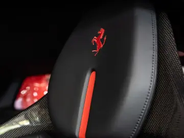 FERRARI 296 GTB RACING-SEATS CARBON-LED LIFT 360 KAM