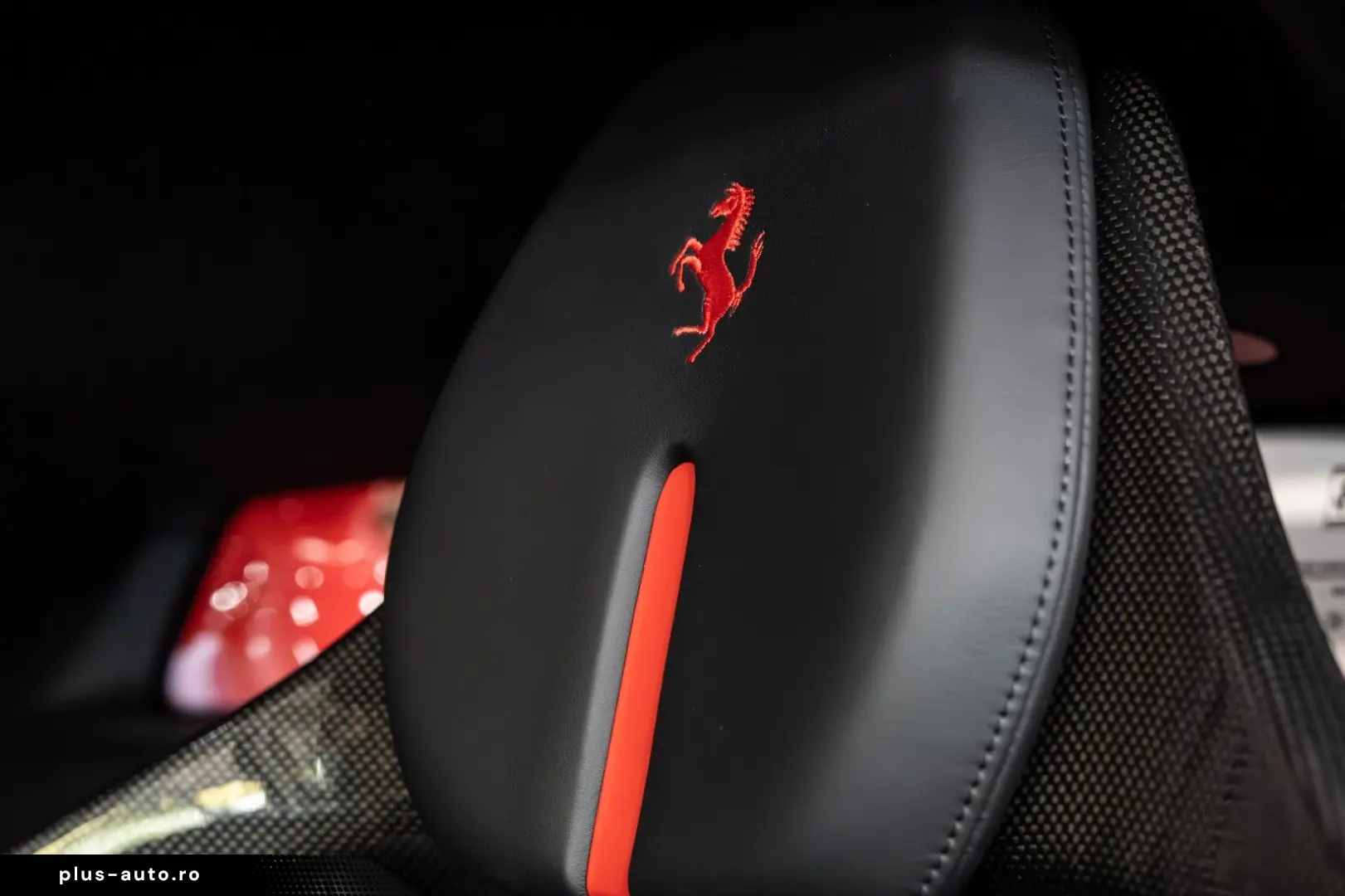 FERRARI 296 GTB RACING-SEATS CARBON-LED LIFT 360 KAM