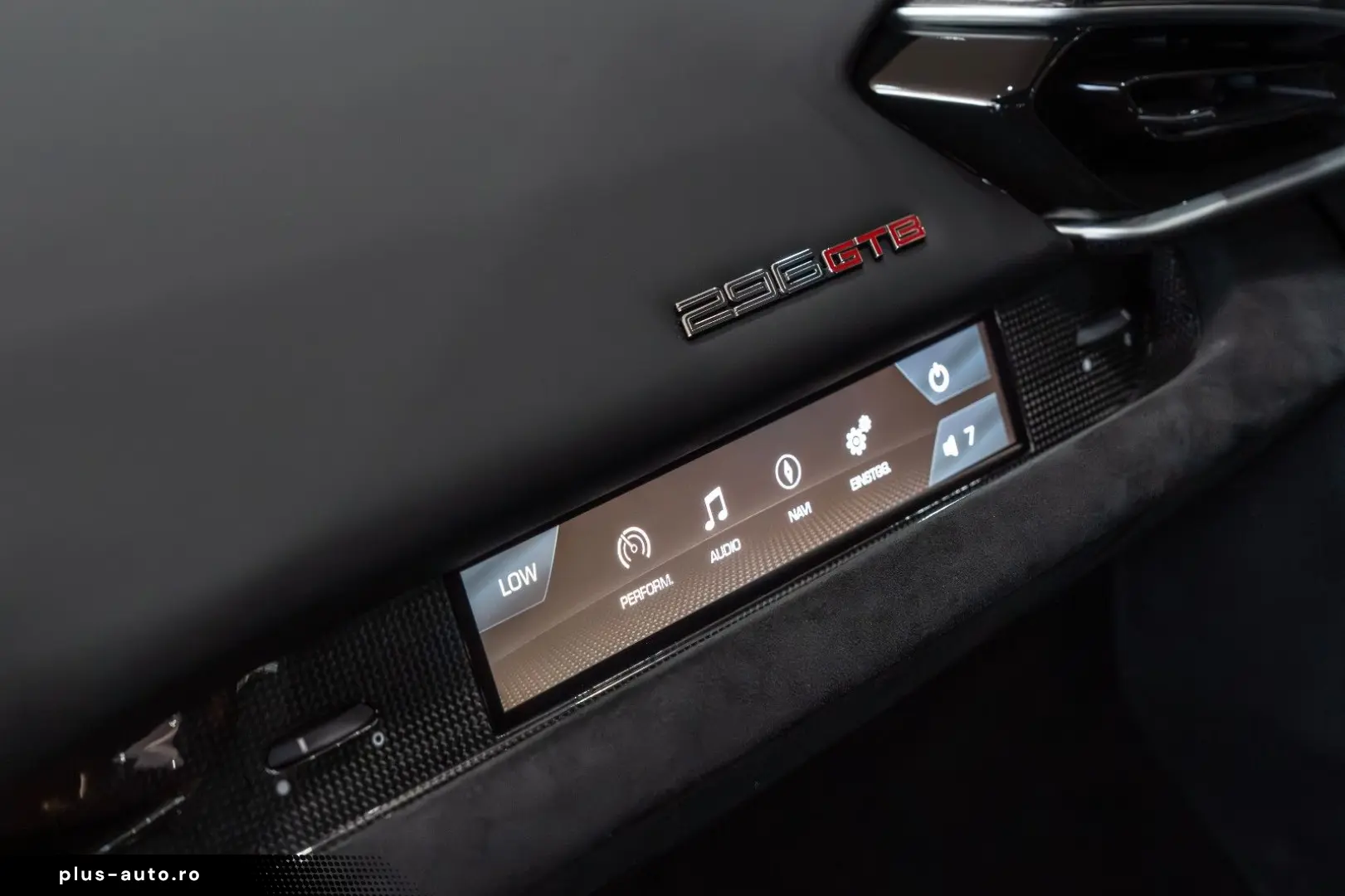 FERRARI 296 GTB RACING-SEATS CARBON-LED LIFT 360 KAM