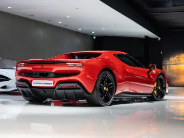 FERRARI 296 GTB RACING-SEATS CARBON-LED LIFT 360 KAM