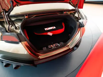 FERRARI Roma Spider MagneRide 360 -View LED-Lenkrad