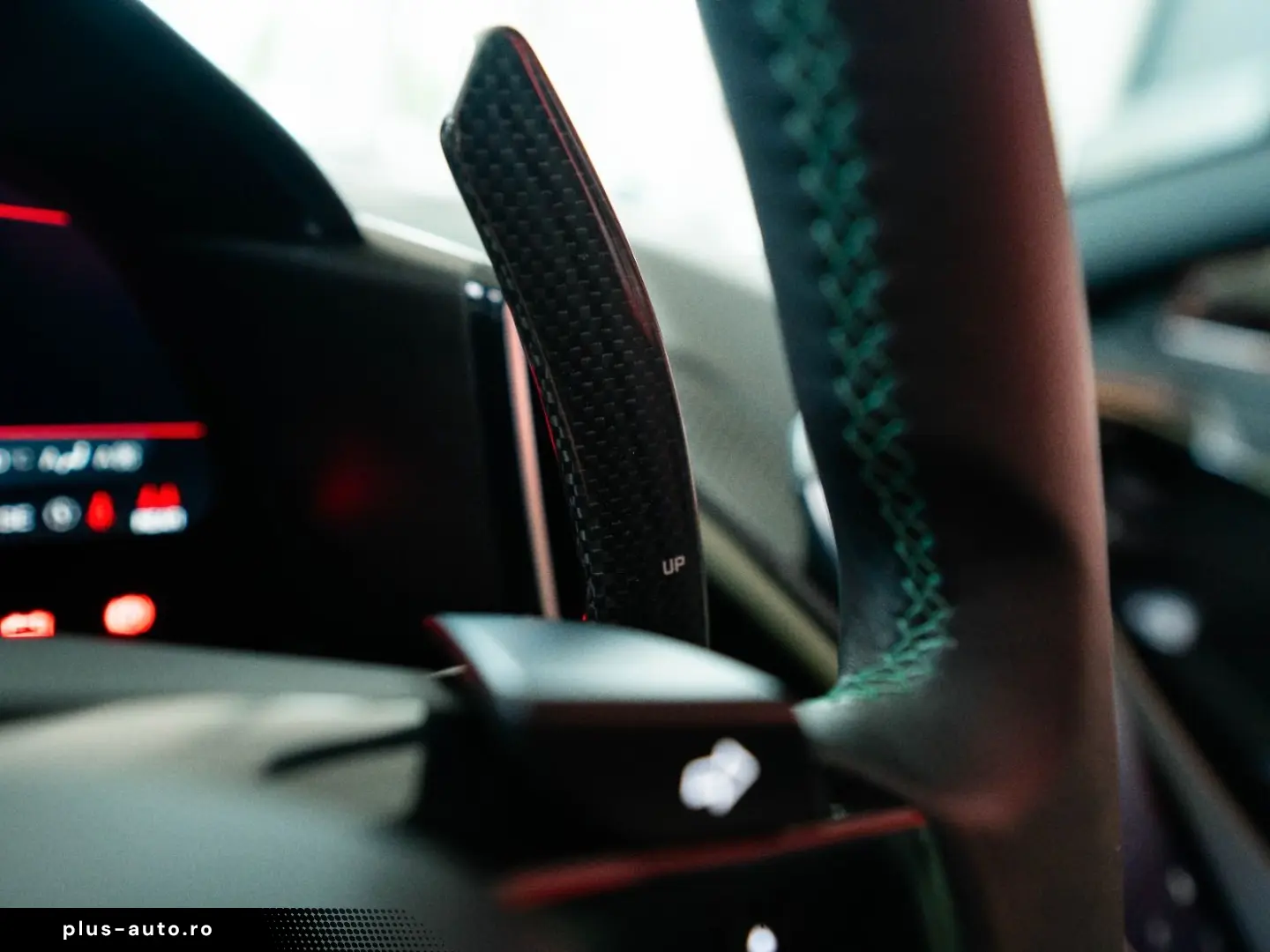 FERRARI Roma Spider MagneRide 360 -View LED-Lenkrad