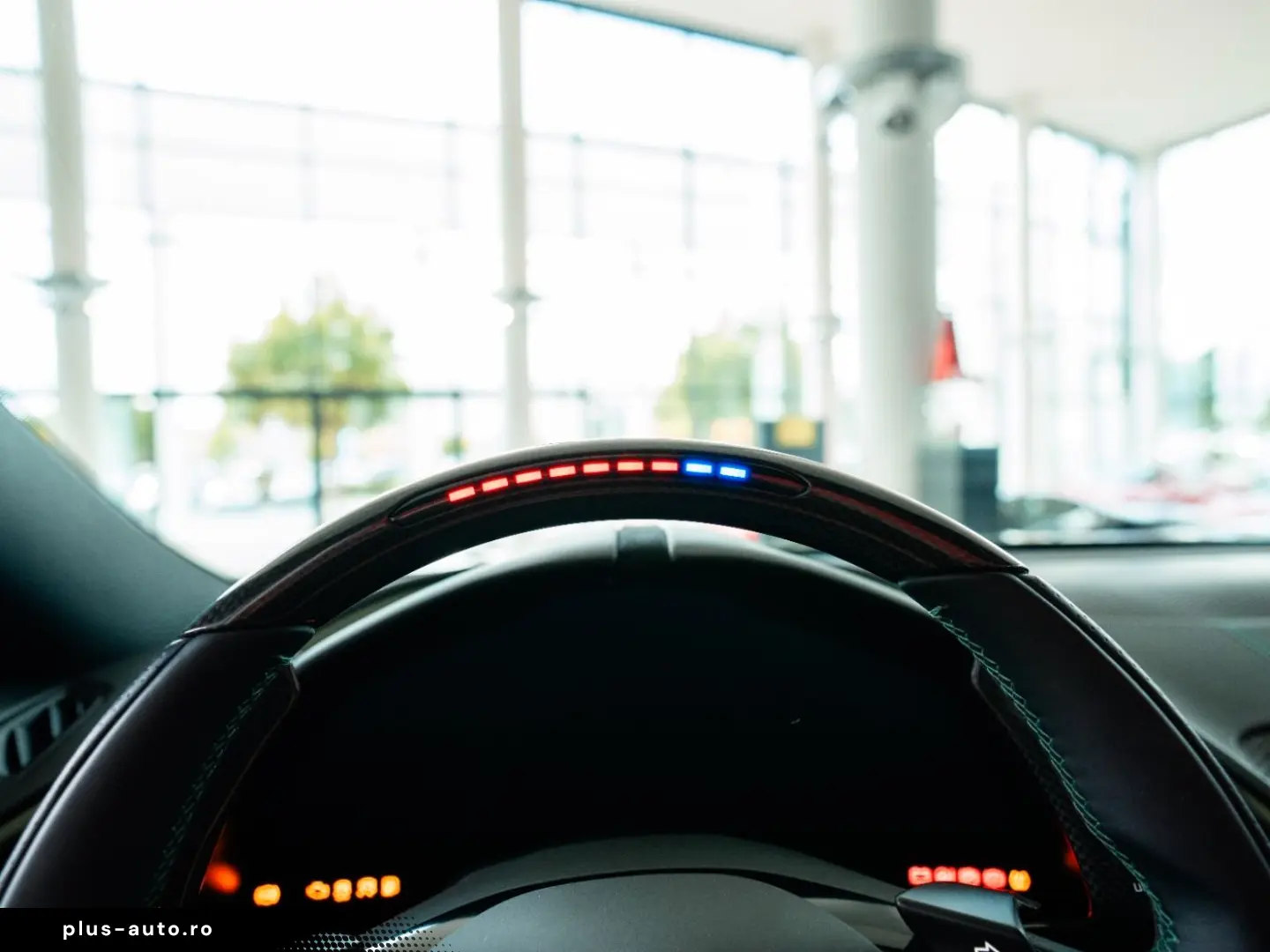 FERRARI Roma Spider MagneRide 360 -View LED-Lenkrad