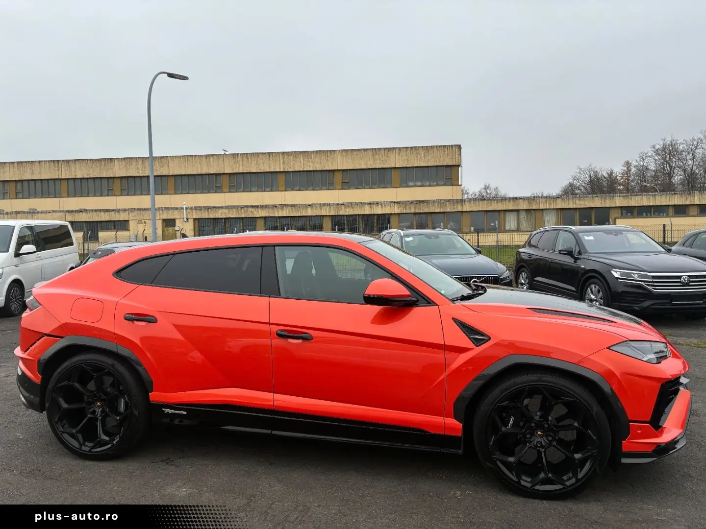 LAMBORGHINI Urus Performante VOLL Carbon VOLL Alcantara