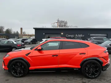 LAMBORGHINI Urus Performante VOLL Carbon VOLL Alcantara