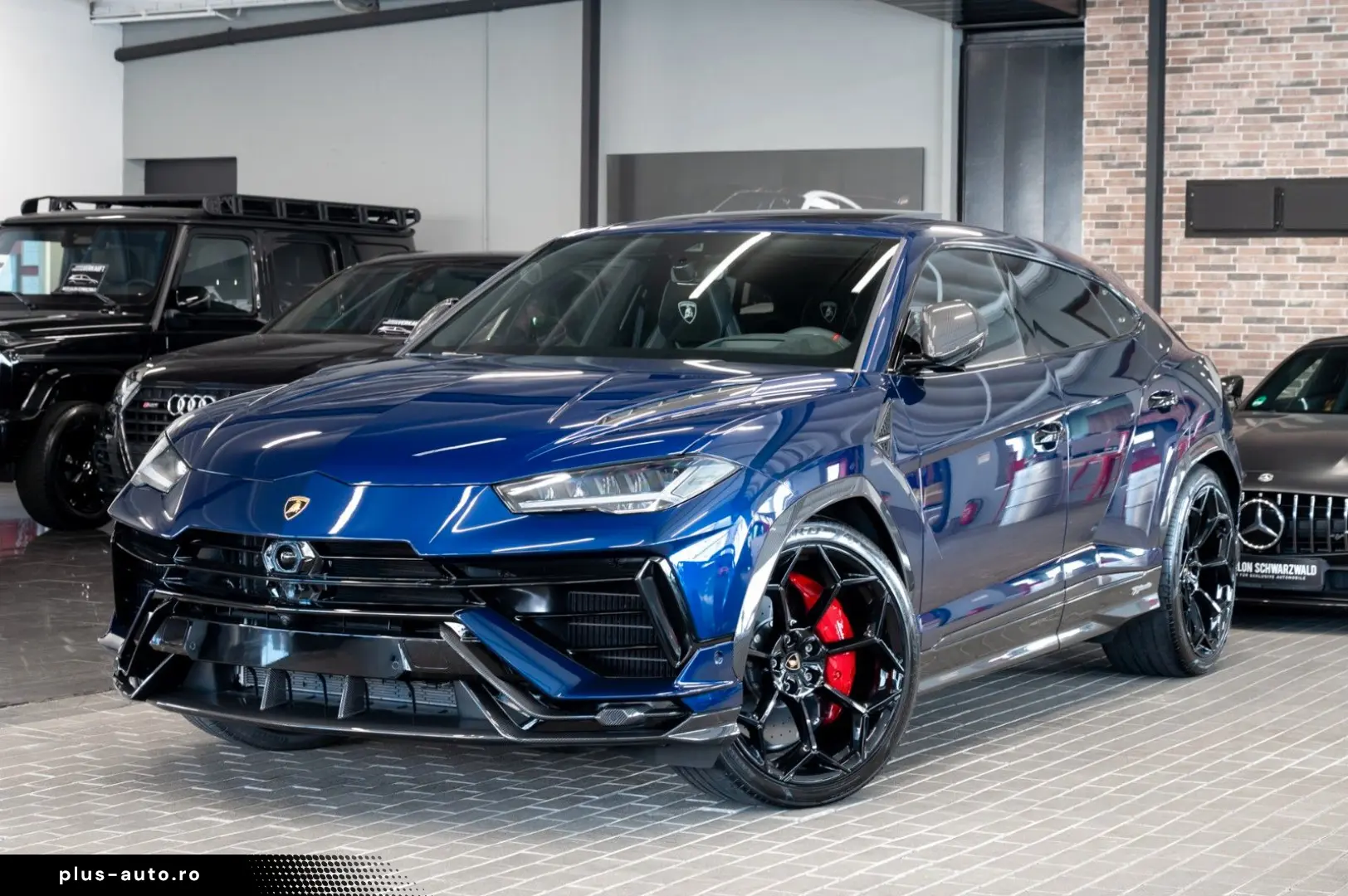 LAMBORGHINI Urus Performante FULL CARBON AKRAPOVIC B&O VOLL