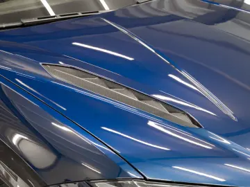 LAMBORGHINI Urus Performante FULL CARBON AKRAPOVIC B&O VOLL