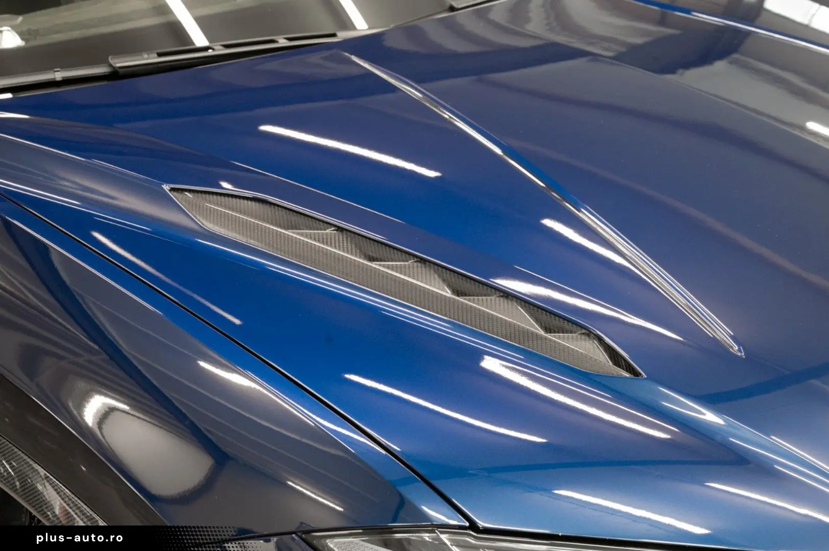 LAMBORGHINI Urus Performante FULL CARBON AKRAPOVIC B&O VOLL