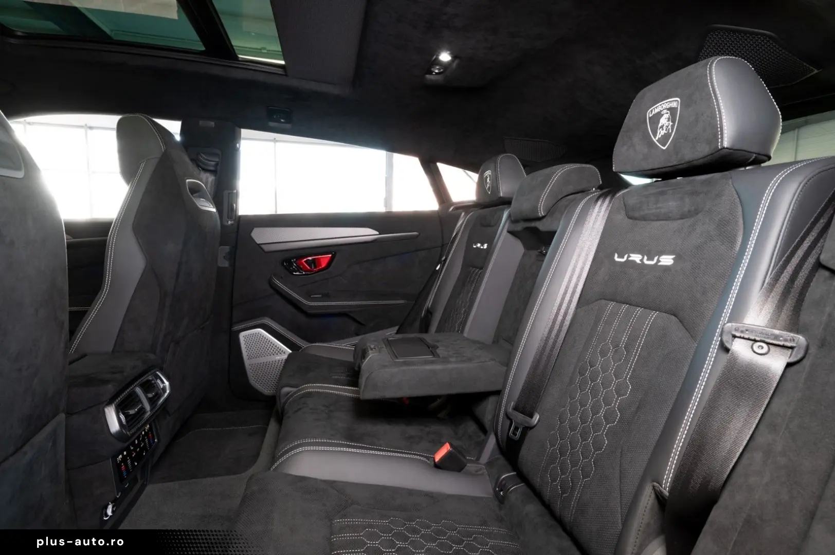 LAMBORGHINI Urus Performante FULL CARBON AKRAPOVIC B&O VOLL