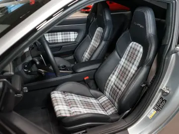 PORSCHE TURBO 50YEARS MANUFAKTUR PPF