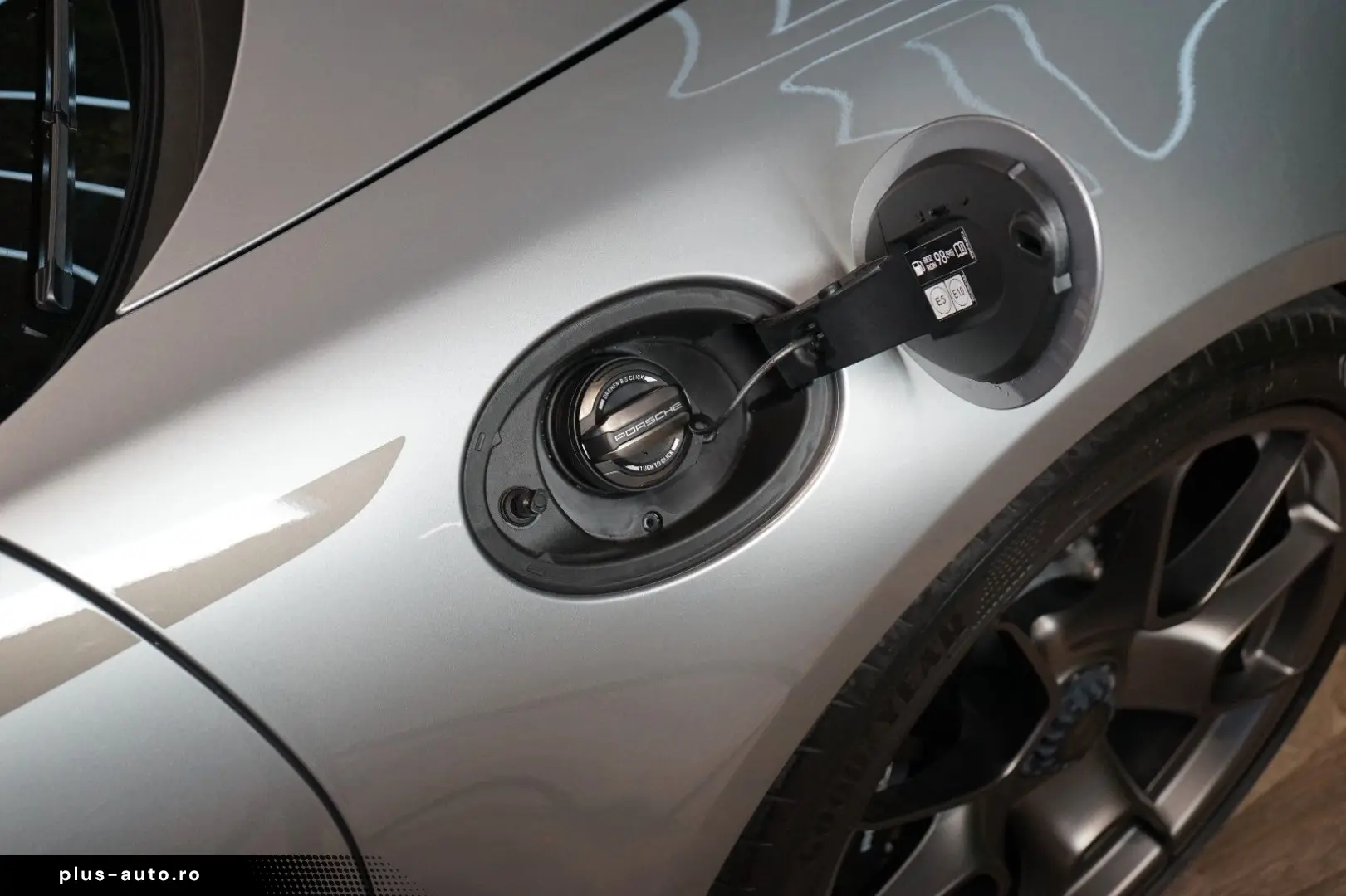 PORSCHE TURBO 50YEARS MANUFAKTUR PPF