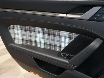 PORSCHE TURBO 50YEARS MANUFAKTUR PPF