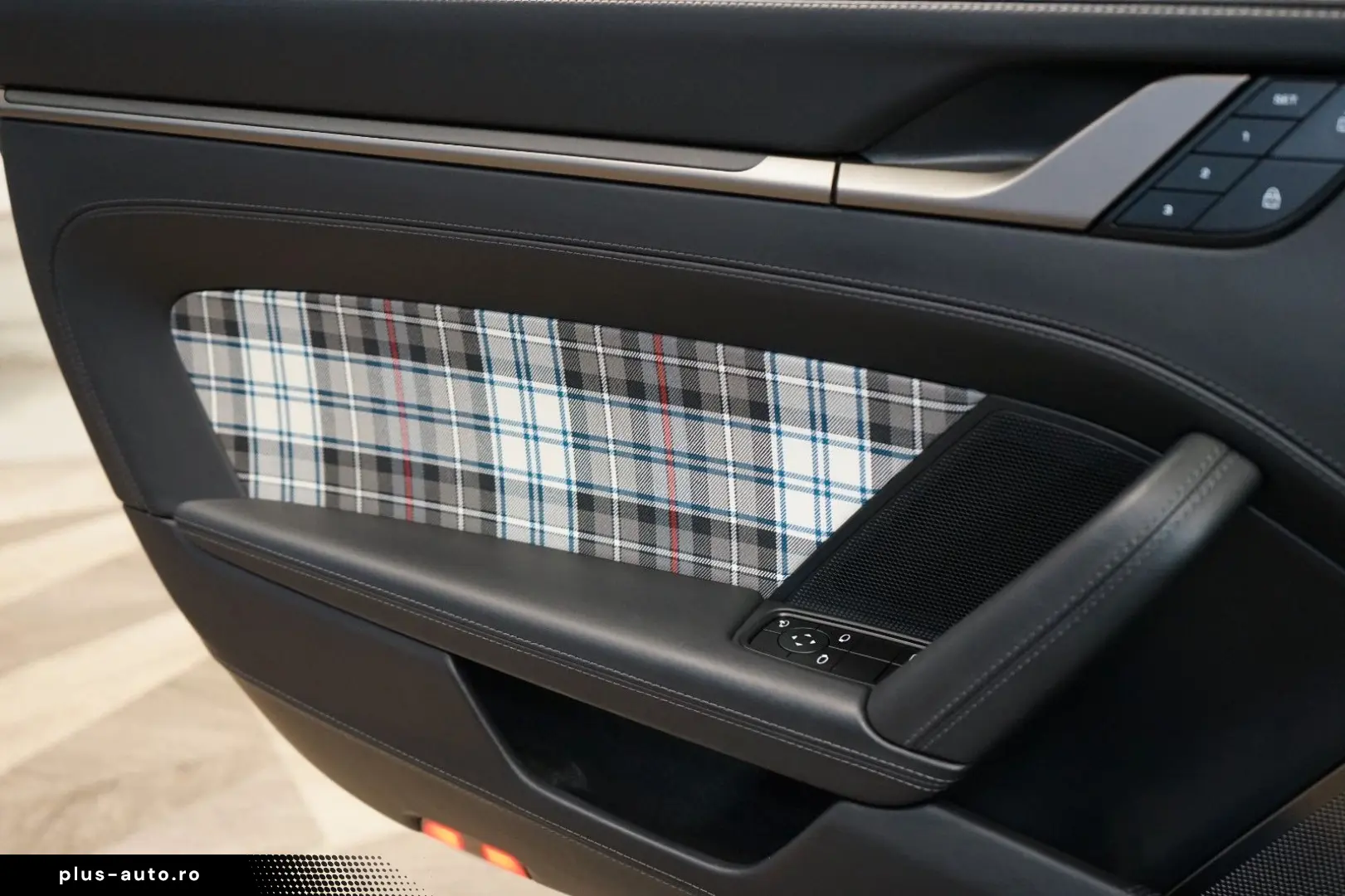 PORSCHE TURBO 50YEARS MANUFAKTUR PPF