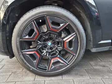 BMW XM RED Label B&W M DRIVERS AHK ABSOLUT VOLL