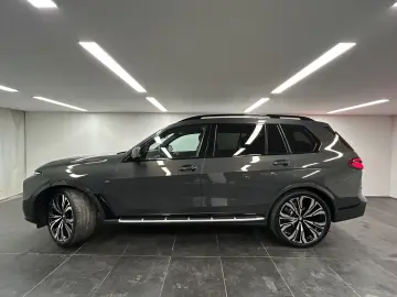 BMW X7 xDrive40d M Sportpaket Pro Pano Harman Kardon