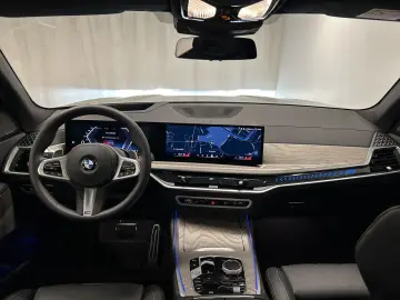 BMW X7 xDrive40d M Sportpaket Pro Pano Harman Kardon