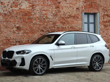 BMW X3 xDr 30d M-SPORT 21Z AHK StHz INDIVIDUAL ACC