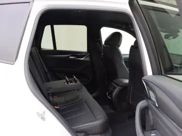 BMW X3 xDr 30d M-SPORT 21Z AHK StHz INDIVIDUAL ACC