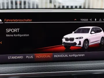 BMW X3 xDr 30d M-SPORT 21Z AHK StHz INDIVIDUAL ACC