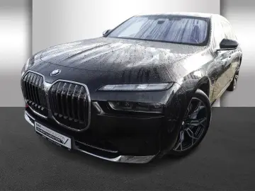 BMW 750e xDrive Limousine