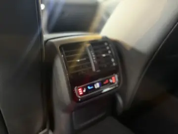 VW Arteon R-Line Kamera Garantie Massage Travel-Ass