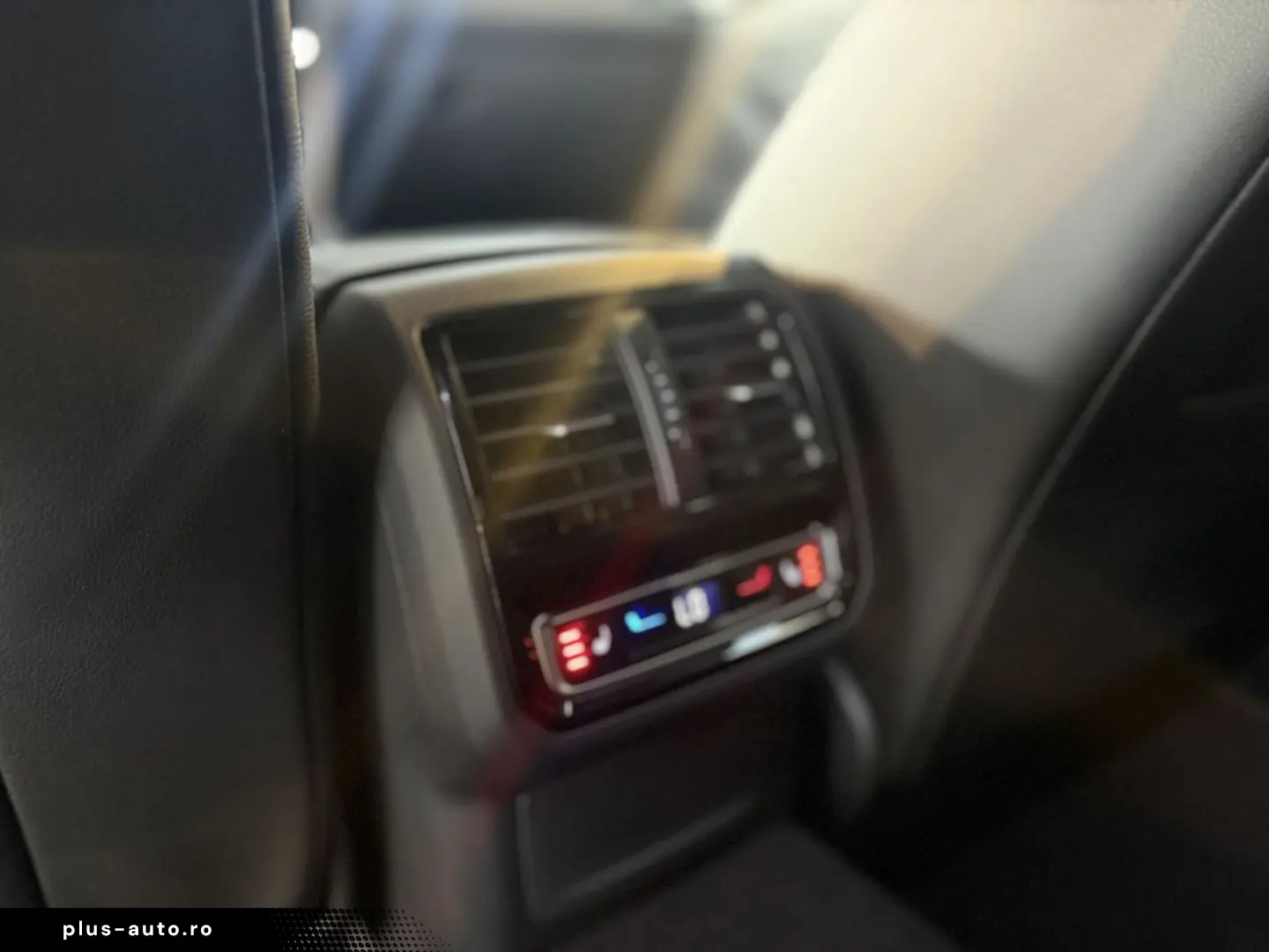 VW Arteon R-Line Kamera Garantie Massage Travel-Ass