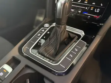 VW Arteon R-Line Kamera Garantie Massage Travel-Ass