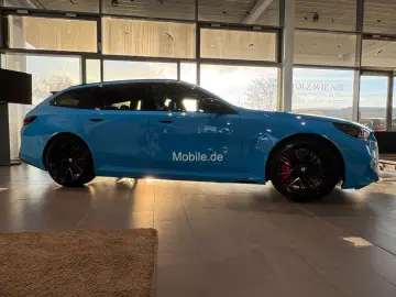 BMW M5 Plug-In Hybrid Touring xDrive Klimaaut. AHK