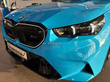 BMW M5 Plug-In Hybrid Touring xDrive Klimaaut. AHK