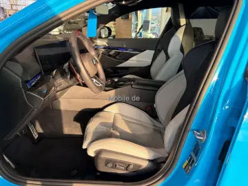 BMW M5 Plug-In Hybrid Touring xDrive Klimaaut. AHK