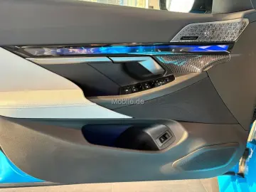 BMW M5 Plug-In Hybrid Touring xDrive Klimaaut. AHK